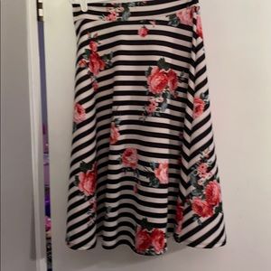 Women’s flare skirt